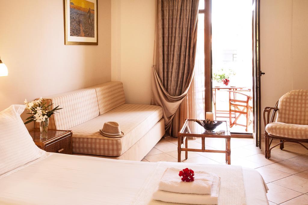 Hotel Paralio Possidi Room photo